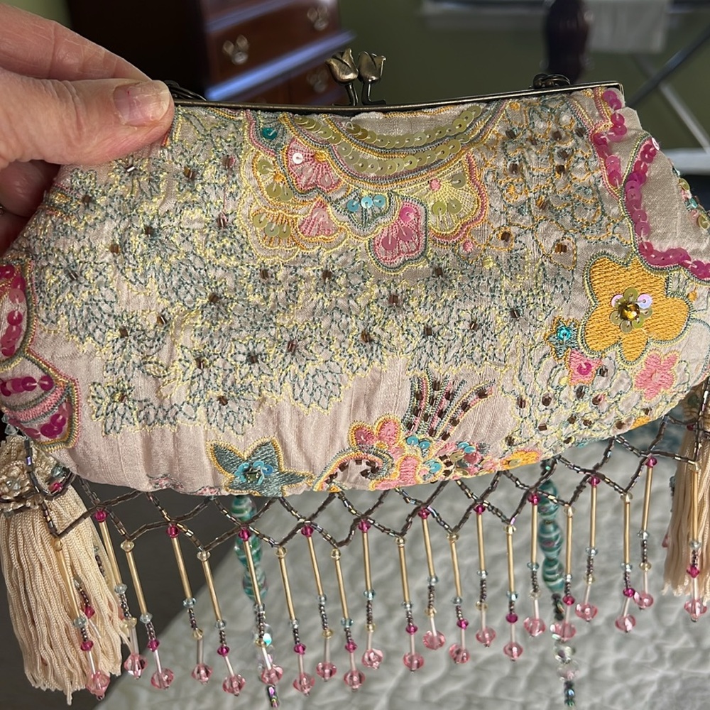 Vintage Mary Frances Designer Hand Stitched Purse. One of a kind. Never used. - Picture 2 of 11